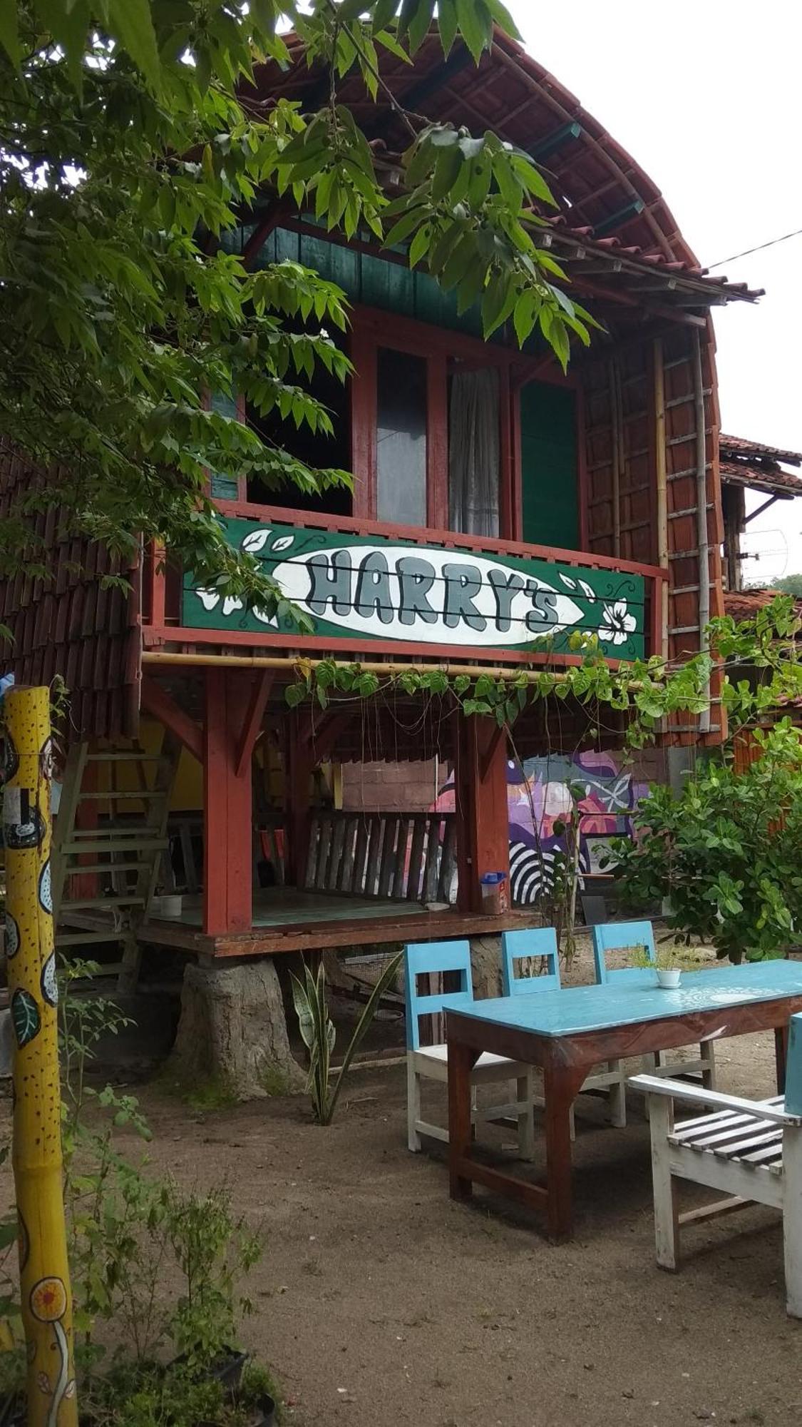 Harry'S Ocean House Watukarung Homestay Kalak Kamer foto